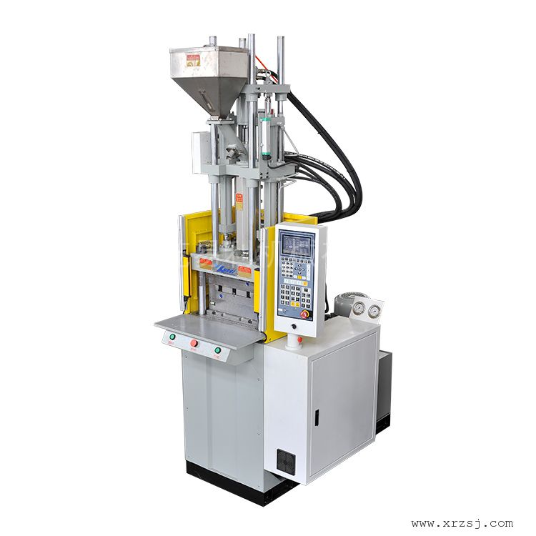 High-precision vertical standard injection molding machine